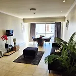 Prime Location In The Firmont, Sea Point
